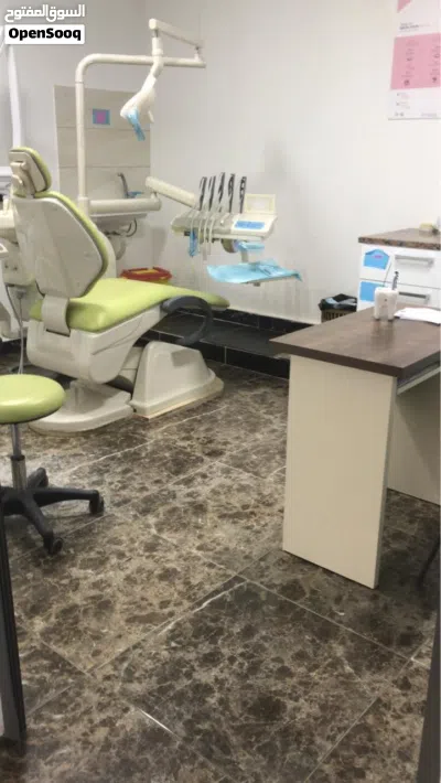 عيادة اسنان للأيجار 2
