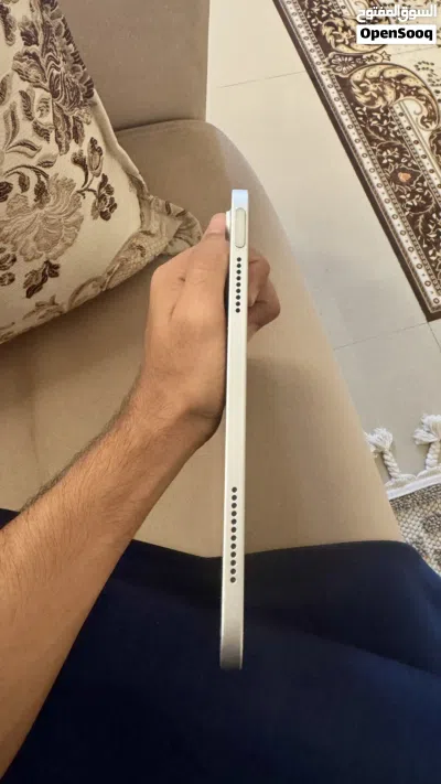 للبيع iPad الجيل العاشر (iPad 10th Generation) سعة 256GB Wi-Fi اللون السيلفر 3