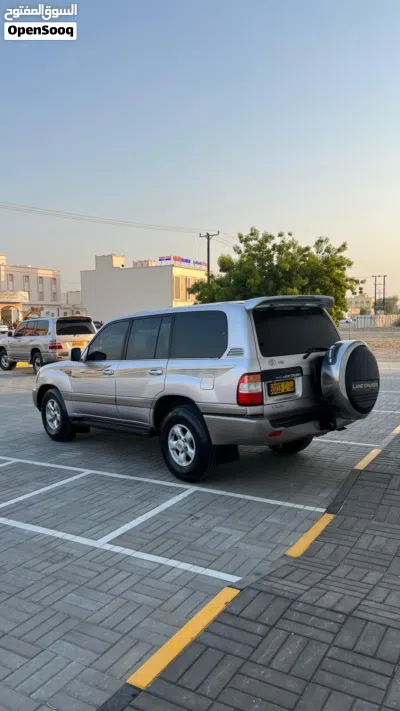 تويوتا لاند كروزر VXR 3