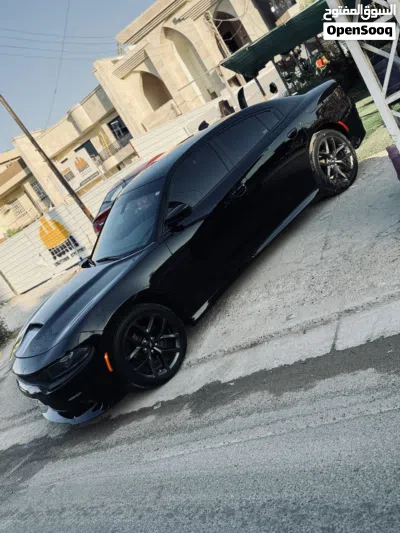 Dodge Charger SXT 4