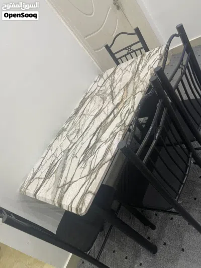 طاولة طعام 3