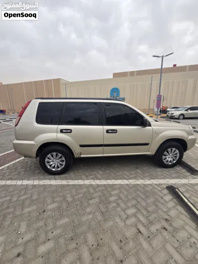 Nissan X-Trail S 4