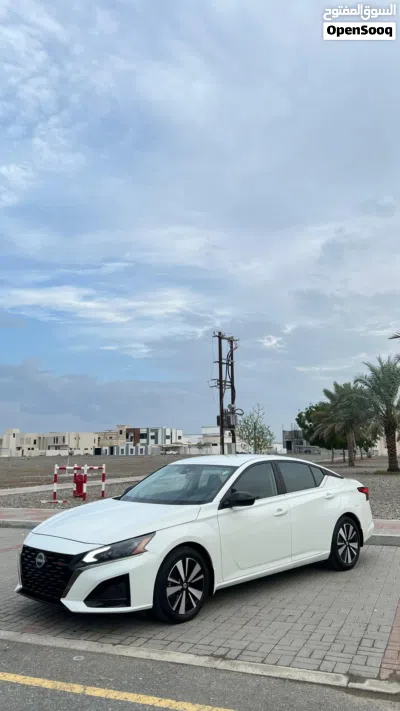نيسان التيما SR 4