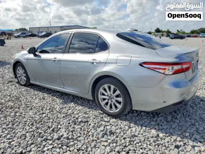 Toyota Camry LE 4