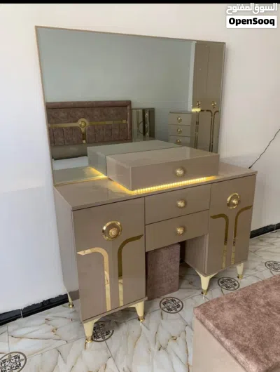 القبيعي غرف النوم الموقع اب شارع بغداد قدام شوايه البلد السعر 320الف مع التوصيل الخشب ماليزي مضمون 3