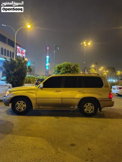Lexus LX LX 470 2