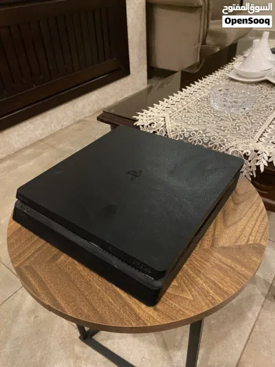 للبيع: بلايستيشن 4 سليم (PS4 Slim) 500GB 2