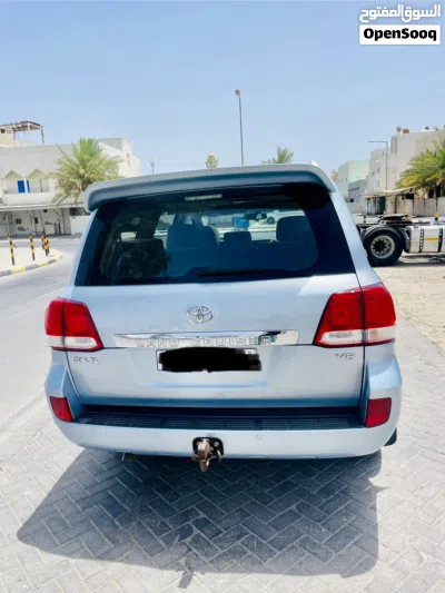 Toyota Land Cruiser GXR 3