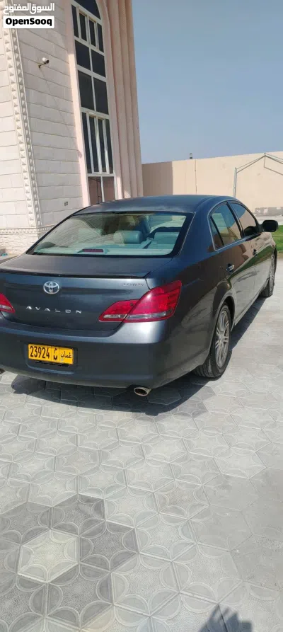 Toyota Avalon Limited 4
