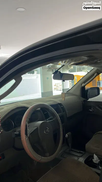 Nissan Pathfinder Standard 4