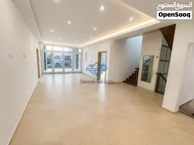 فيلا فاخرة استثنائية للبيع في الموالح الجنوبية – تصميم عصري ومواصفات نادرة 4