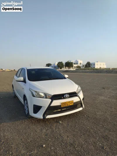 Toyota Yaris SE 4