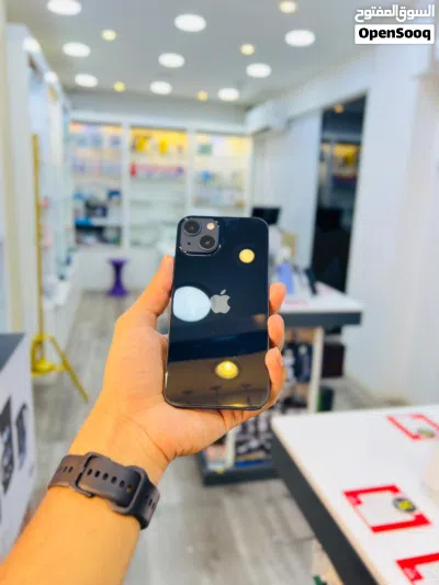 IPhone 13 128GB Midnight clear fresh condition phone هاتف آيفون 13 سعة 128 جيجابايت، بحالة ممتازة، 2