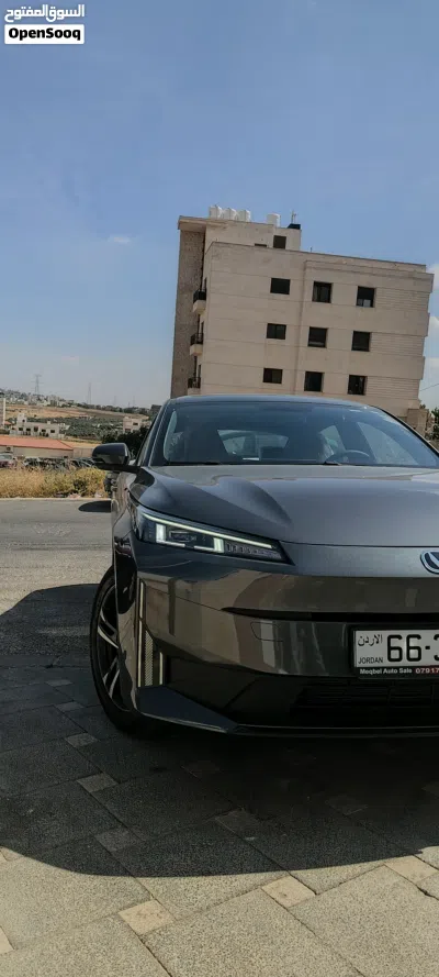 شانجان ايدو EV 2