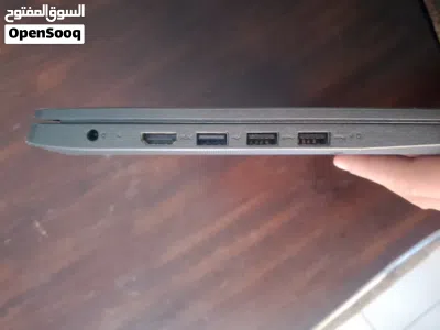 لاب توب لينوفا يحتوي على شنطه وشاحن 4