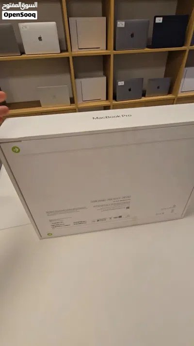 New MacBook Pro M5 - 16GB RAM - 512GB SSD 2