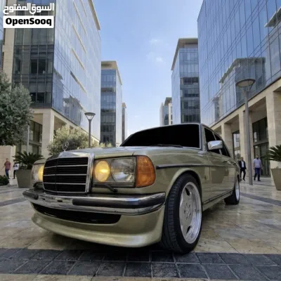 Mercedes Benz E-Class E 200 4