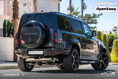 Land Rover Defender Standard 2