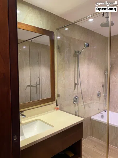 شقة للبيع في فندق ملينيوم صلاله Apartment for sale 4