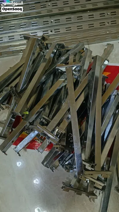 ديكور محل كامل للبيع بسعر الحرق ما بقصر مع الشرى 2