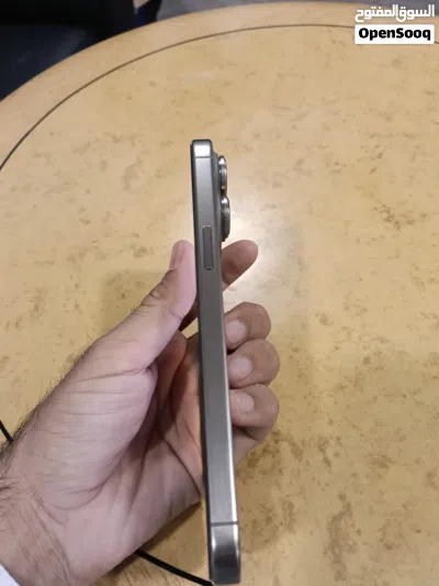 iphone 15 pro max 256 GB 3
