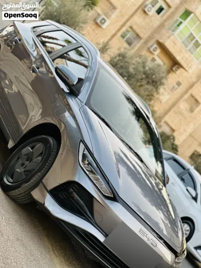 بي واي دي E2 4