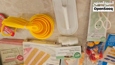 All items you need for cake decorations 4