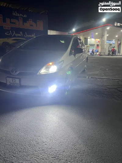 Toyota Prius Prius 4