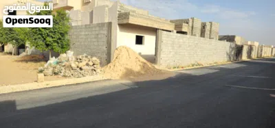 منزل ارضي نص تشطيب للبيع 2
