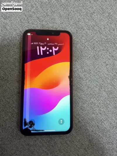 ايفون xr حاله جيده 128 جيجا 2