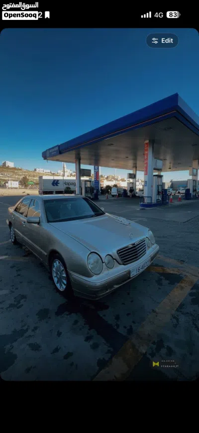 Mercedes Benz E-Class E 200 2