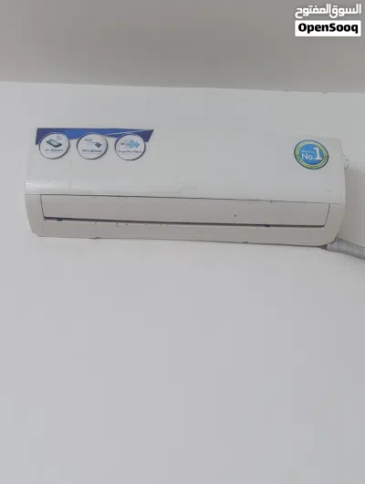 4 Midea air conditioners 4 مكيفات هواء من ميديا 3