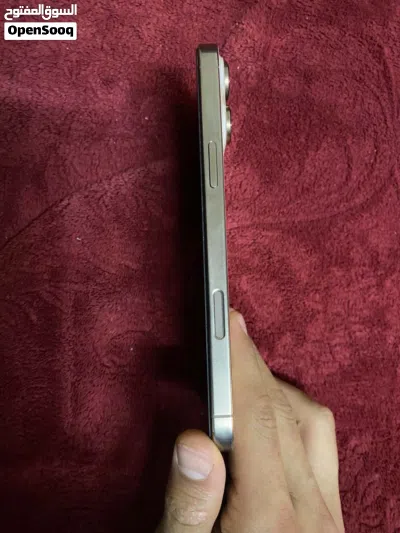 تلفون iPhone 16 Pro ماكس التلفون بحالة الوكالة 3