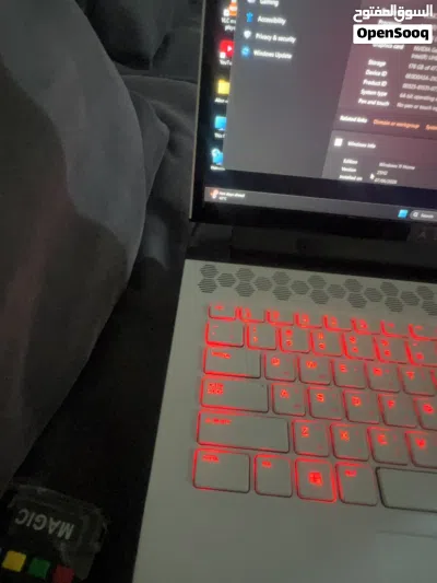alian ware laptop no scratch like new 2