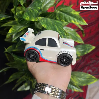سيارة درفت ذكية بحركات 360° وإضاءة ومؤثرات صوتية ممتعة تحكم 2.4GHz مع أوضاع Follow و Esca 4