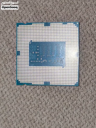 مستعمل بحالة الوكالة intel i5 4460 + huntkey power supply 400 watts 3