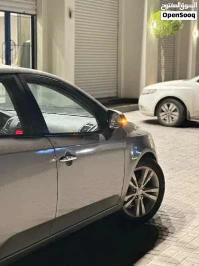 Kia Forte LXS 4