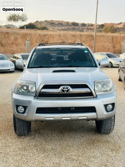 Toyota 4 Runner SR5 3