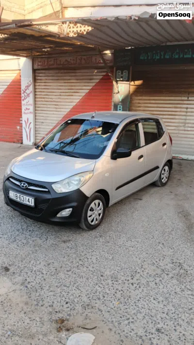 Hyundai i10 Standard 2