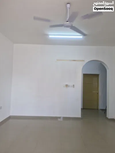 فيلا للإيجار في العامرات/ Village for Rent in Al Amerat 2