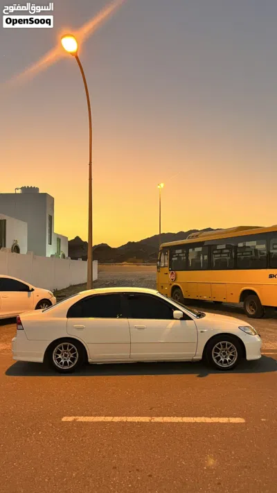 Honda Civic EXi 2