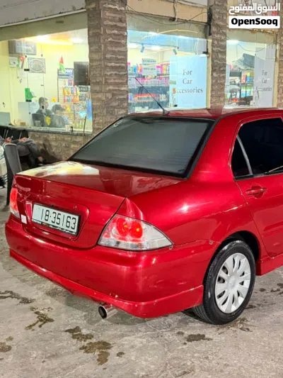 ميتسوبيشي لانسر Standard 3