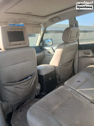 ميتسوبيشي باجيرو GLS 4