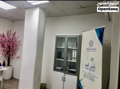 مكتب للإيجار في حي الاندلس الرجاء قراءة الاعلان جيدا للجادين التواصل علي الرقم موجود في المنشور 3
