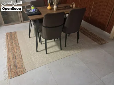 سجاد و ديكور منزل جديد للبيع (أثاث الدينينغ ليس للبيع) 2