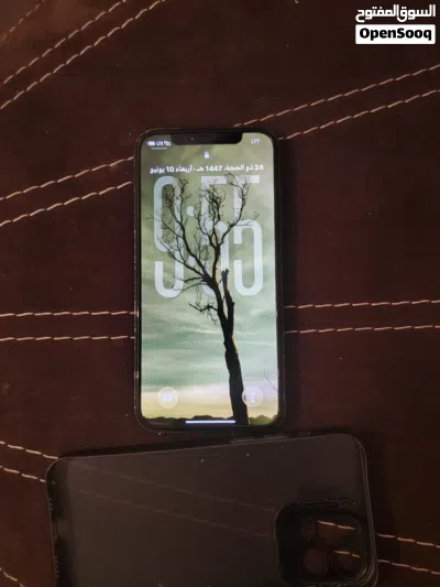 آيفون 12 برو للبيع. 2