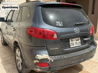 Hyundai Santa Fe Limited 4