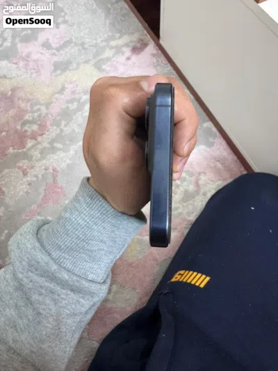 Iphone 15 pro max بحاله ممتازه 2