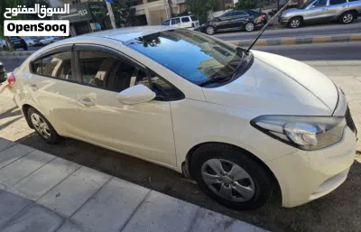 Kia Cerato Standard 3