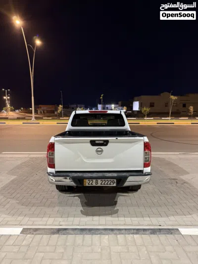 نیسان ناڤارا SE 4